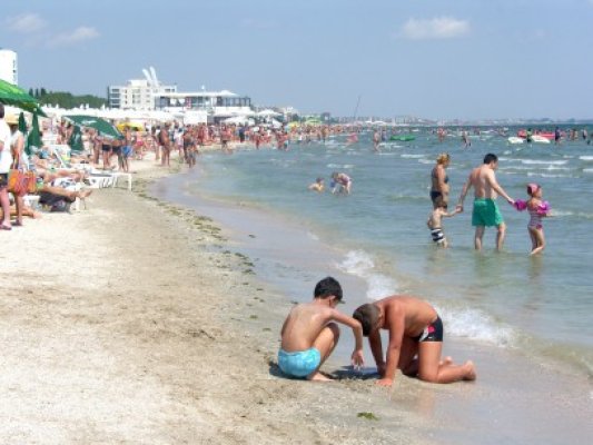Agenţiile de turism, obligate să asigure integral turiştii în caz de faliment